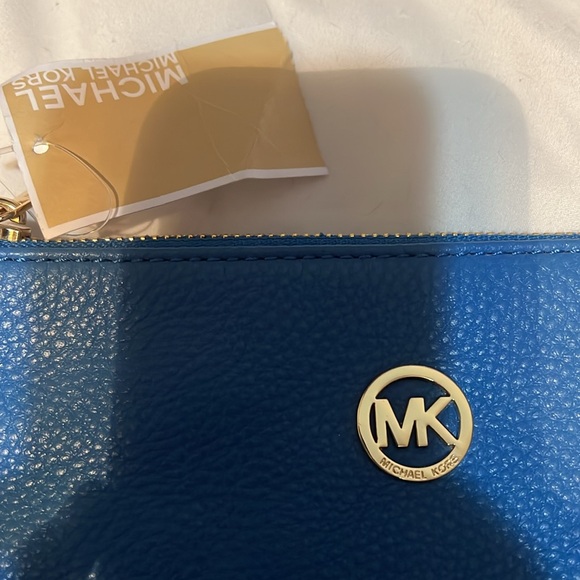 NWT Michael Kors Leather Travel Case - Picture 3 of 6